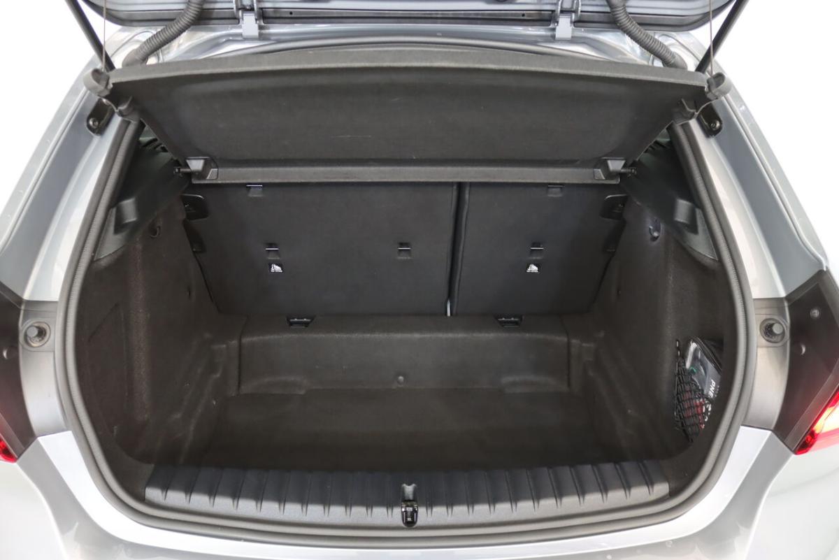bmw-serie-1-2023-diesel-1496cc