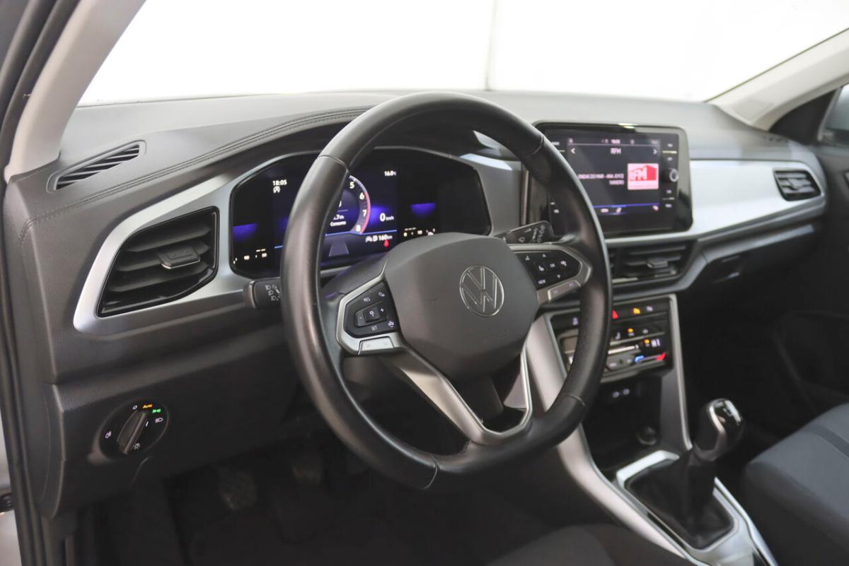 volkswagen-t-roc-2024-gasolina-999cc