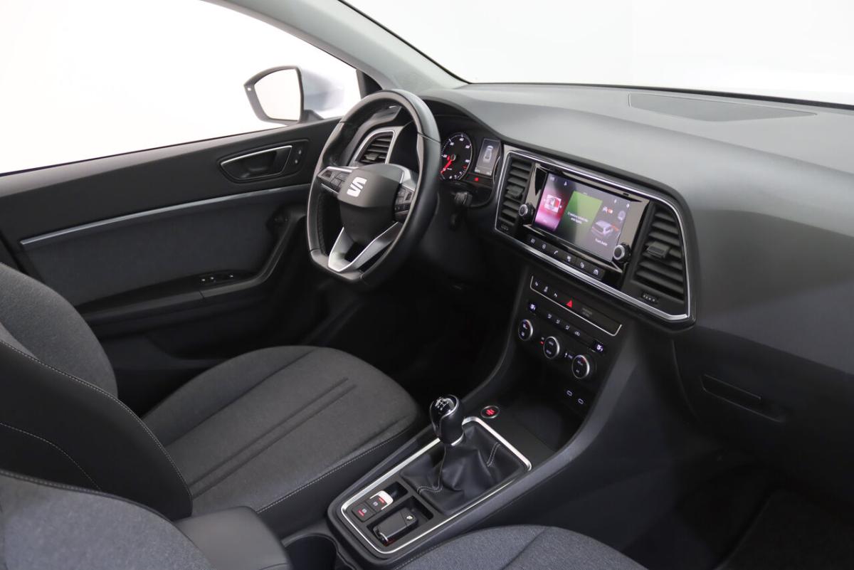 seat-ateca-2022-diesel-1968cc