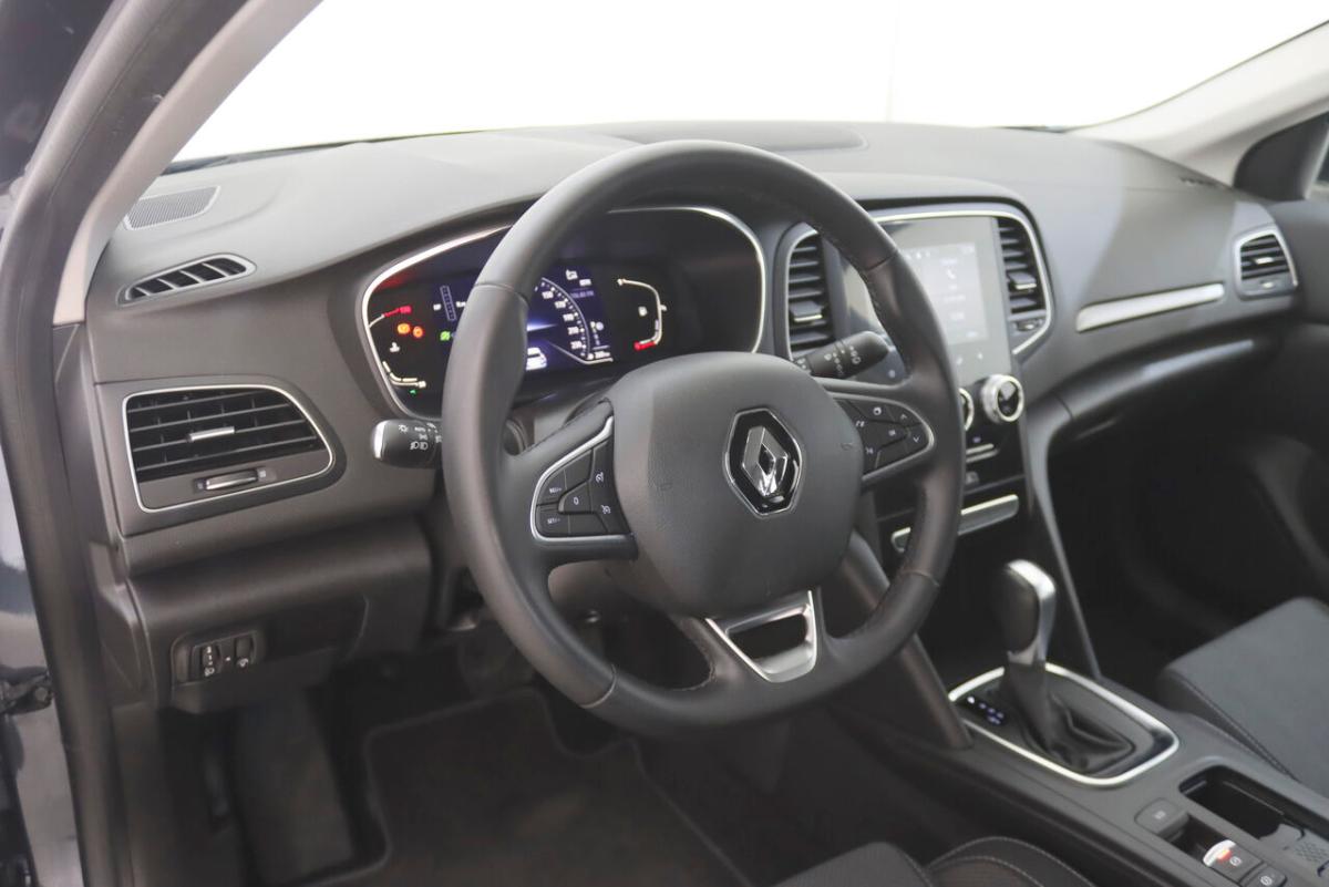 renault-megane-sport-tourer-2023-diesel-1461cc