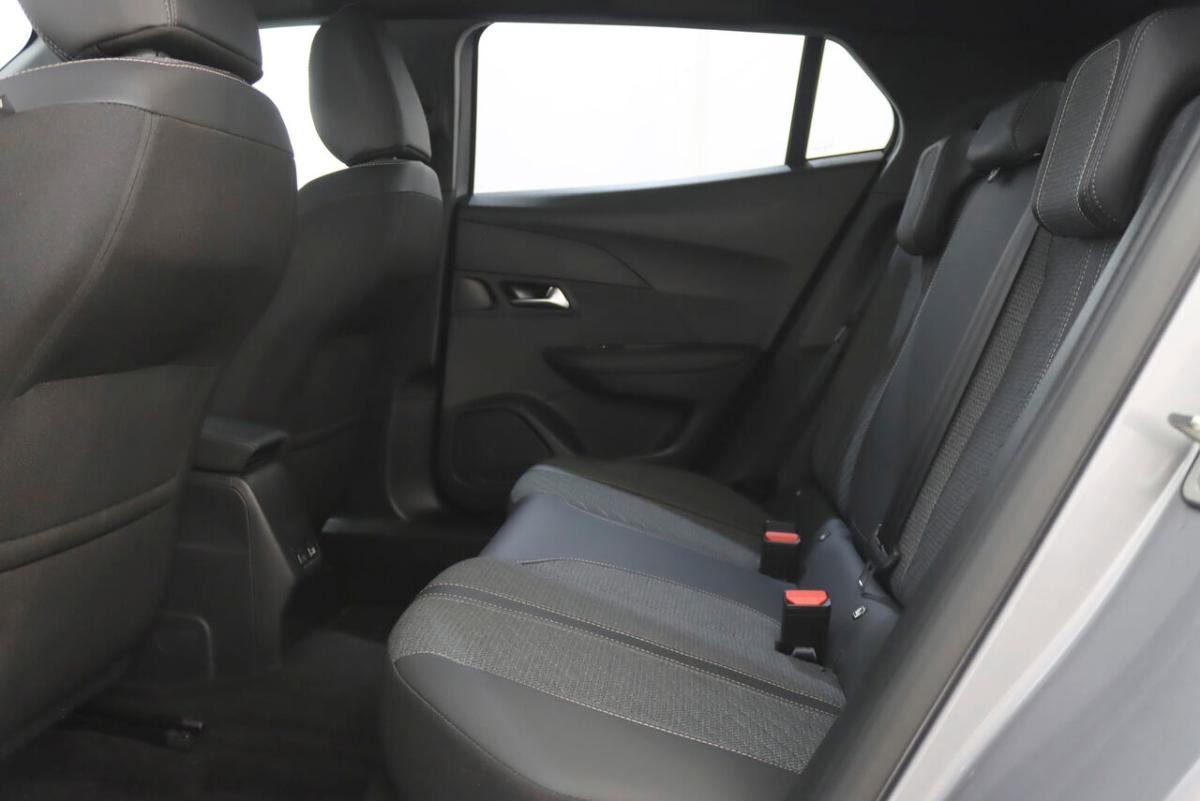 peugeot-2008-2025-hibrido-a-gasolina-1199cc
