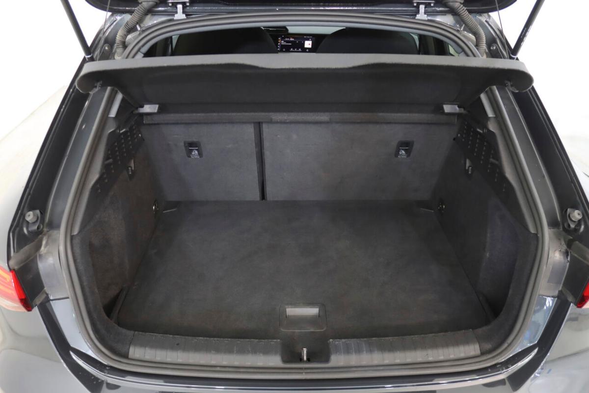 audi-a3-sportback-2024-gasolina-999cc