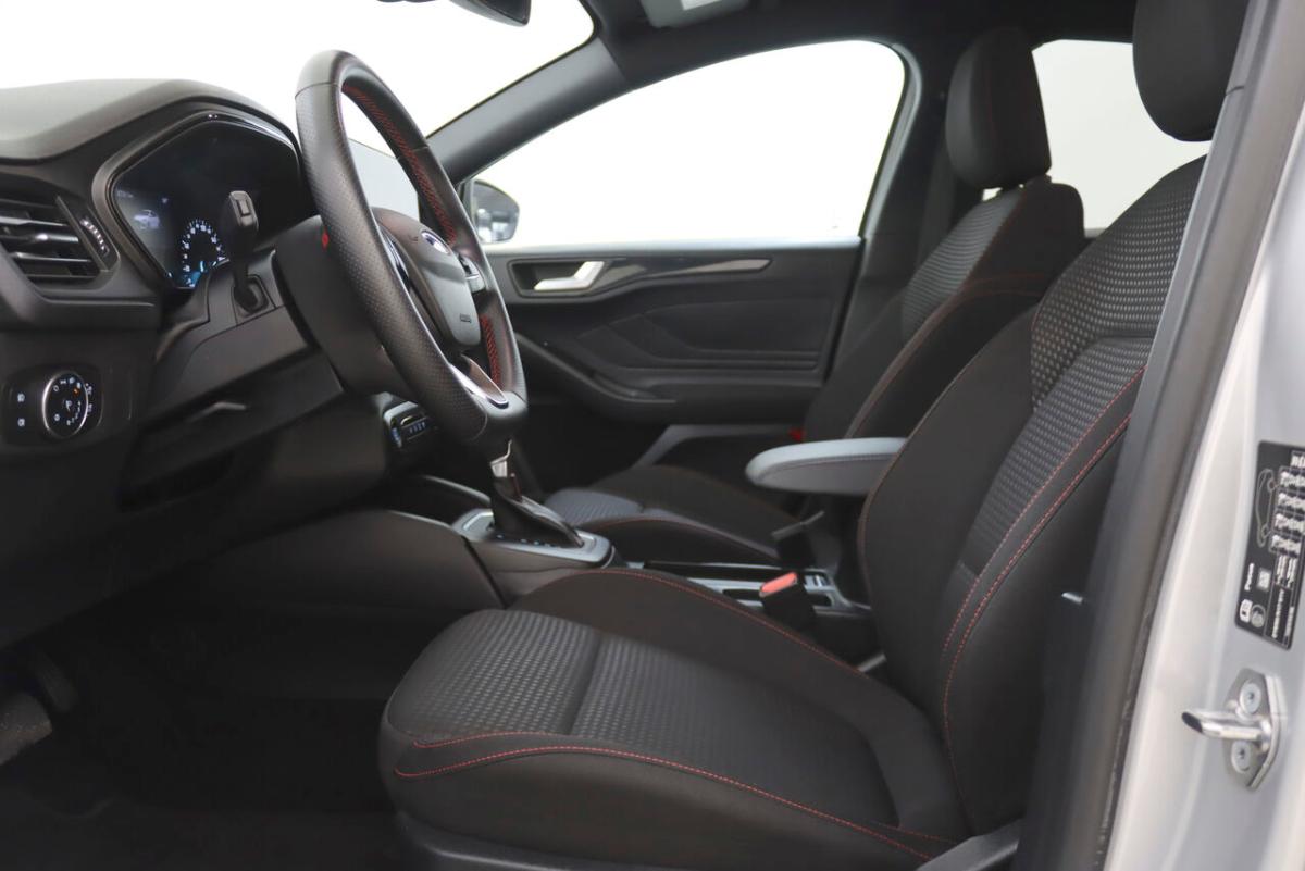 ford-focus-2024-gasolina-999cc