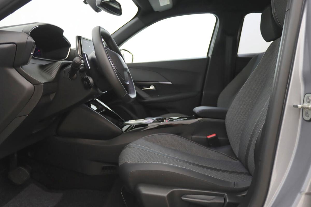 peugeot-2008-2025-hibrido-a-gasolina-1199cc