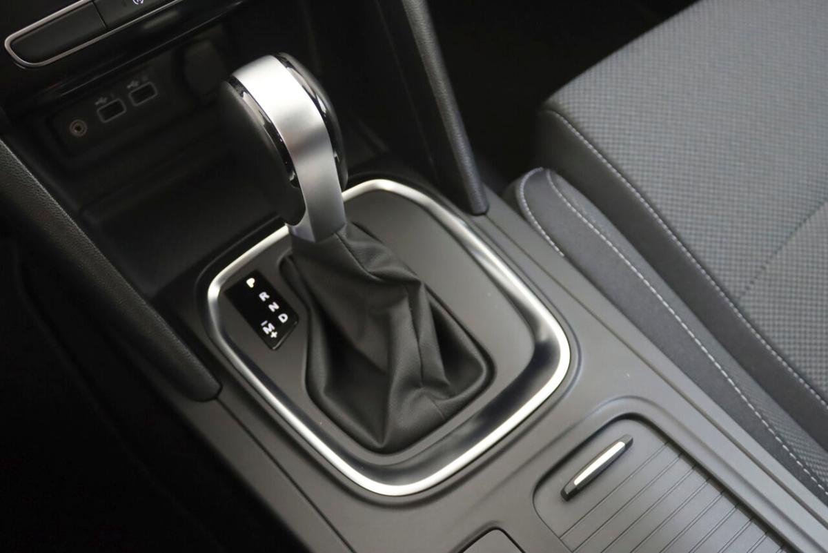 renault-megane-sport-tourer-2023-diesel-1461cc