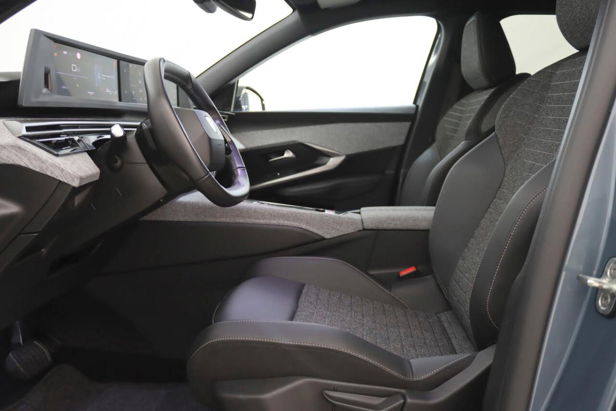 peugeot-5008-2025-hibrido-a-gasolina-1199cc