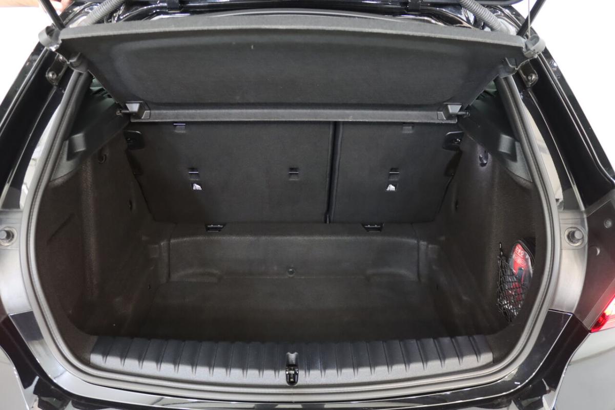 bmw-serie-1-2023-diesel-1496cc