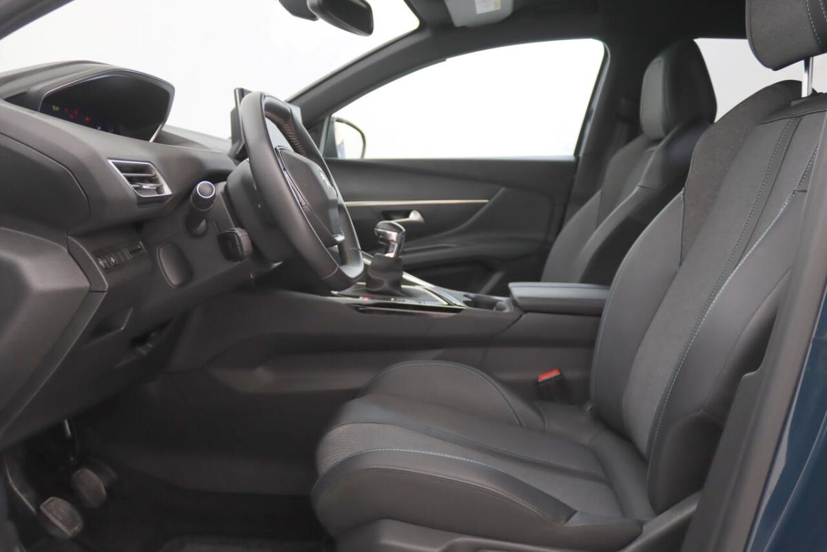 peugeot-3008-1-2-puretech-2024-gasolina-1199cc