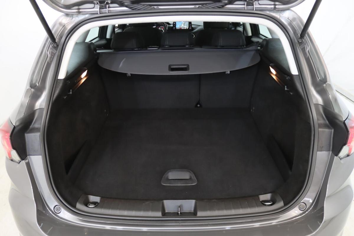 fiat-tipo-station-wagon-2023-diesel-1248cc