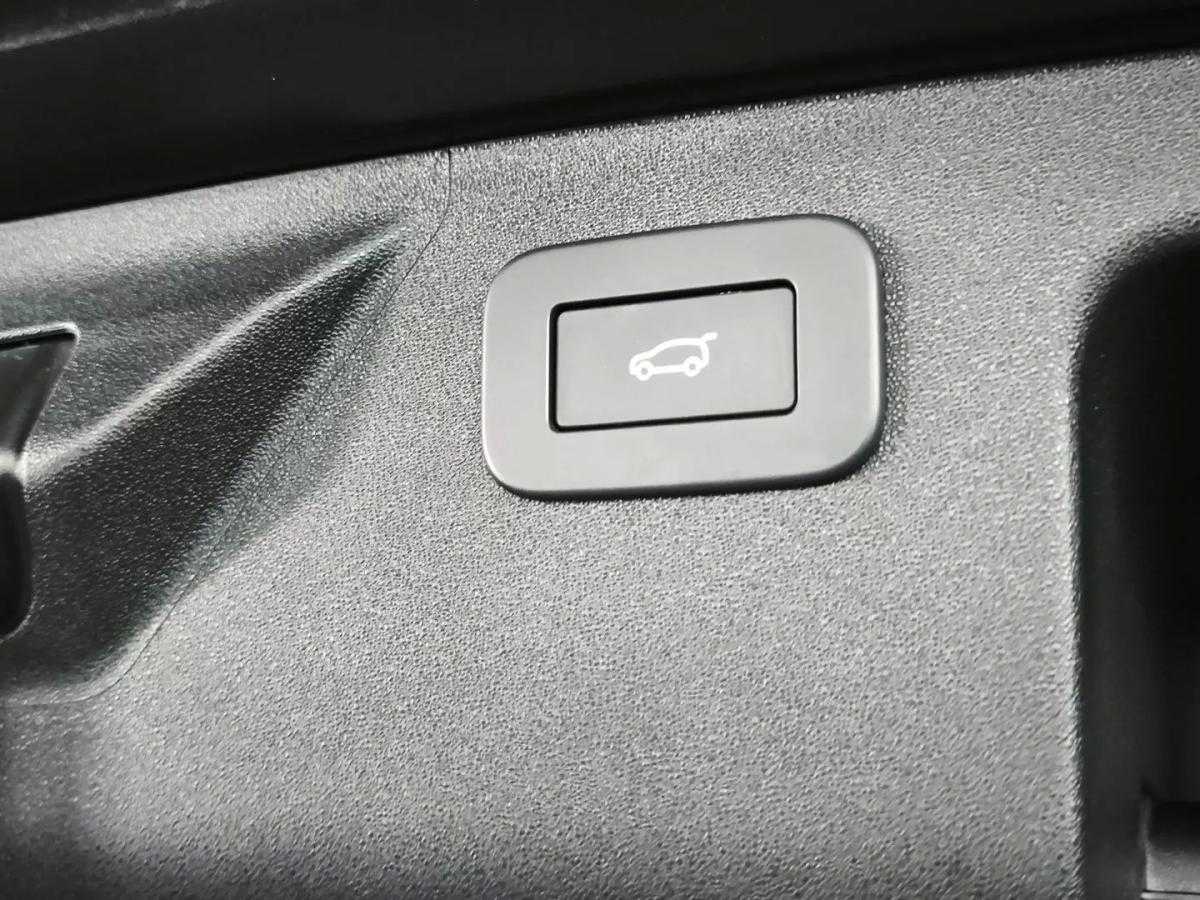 land-rover-discovery-sport-2024-hibrido-1497cc