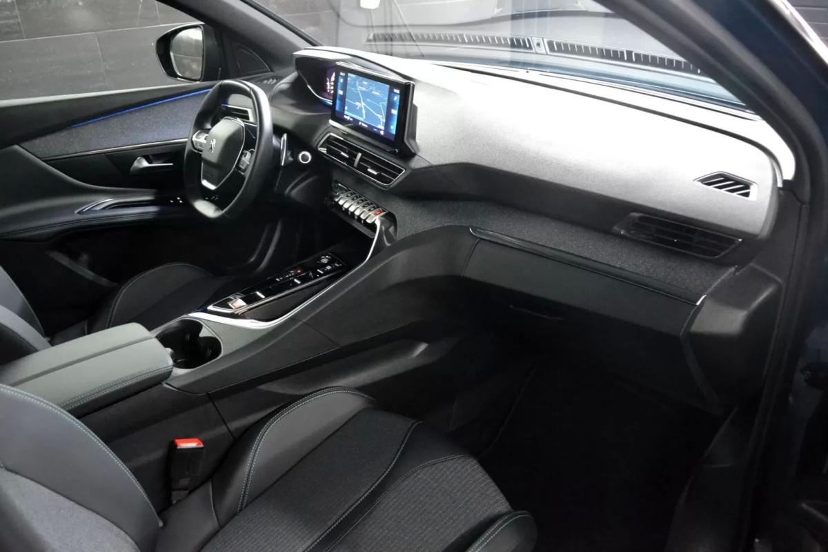peugeot-3008-2023-diesel-1499cc