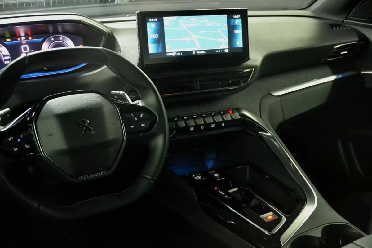 peugeot-3008-2023-diesel-1499cc