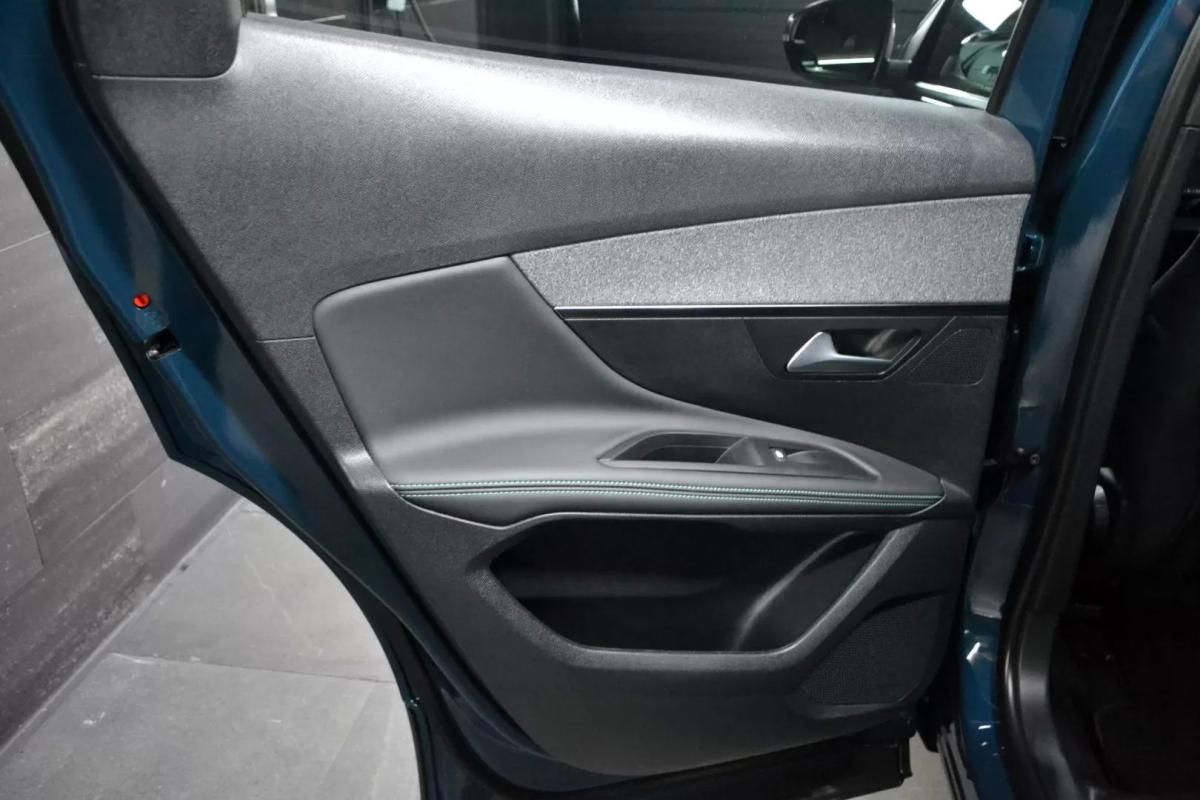 peugeot-3008-2023-diesel-1499cc