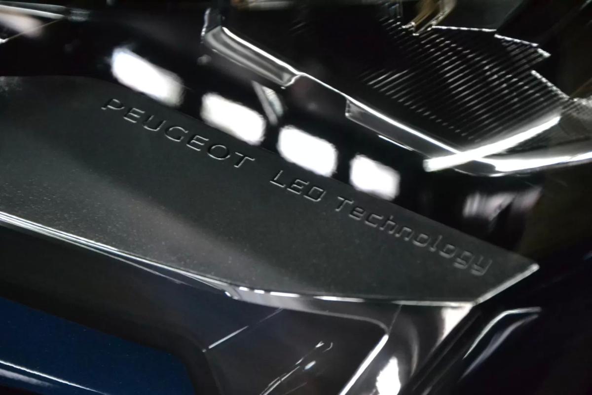 peugeot-3008-2023-diesel-1499cc