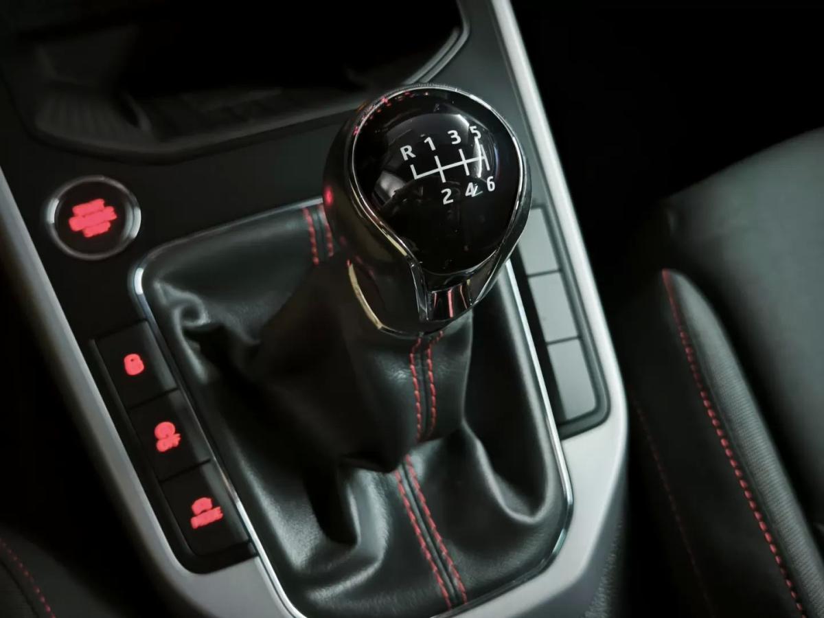 seat-arona-2019-diesel-1598cc
