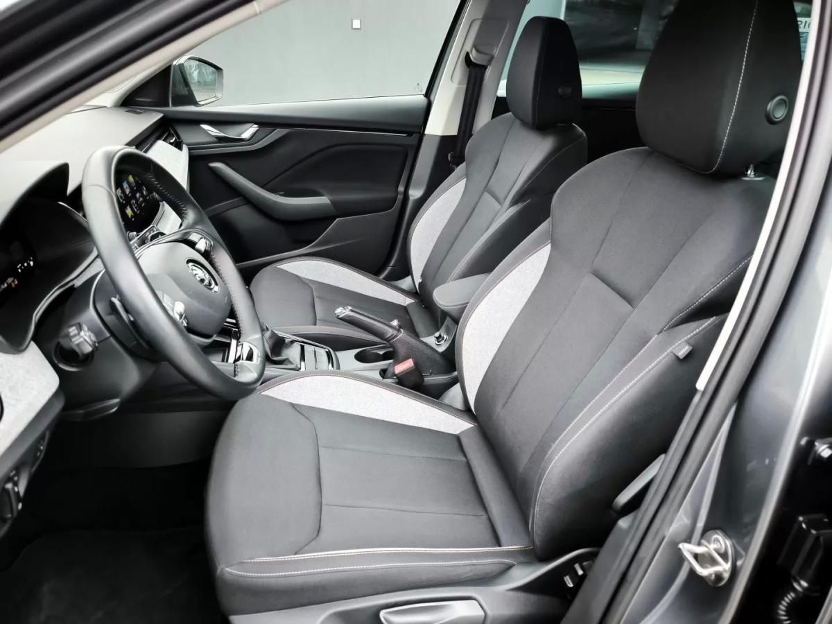 skoda-scala-2024-gasolina-999cc