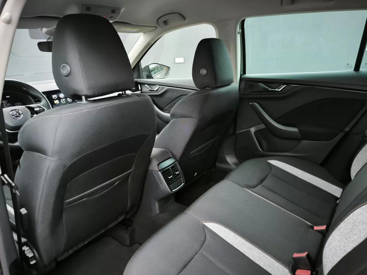 skoda-scala-2024-gasolina-999cc