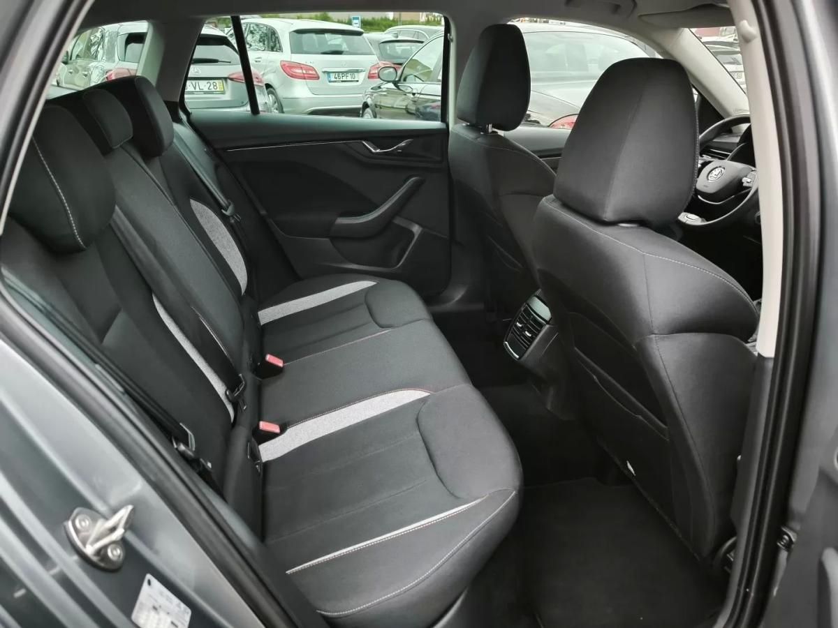 skoda-scala-2024-gasolina-999cc