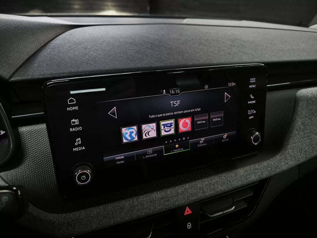 skoda-scala-2024-gasolina-999cc