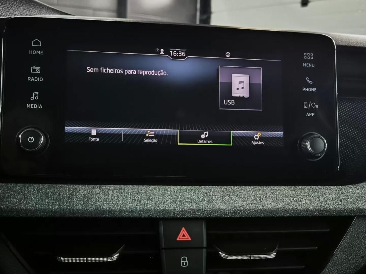 skoda-scala-2024-gasolina-999cc