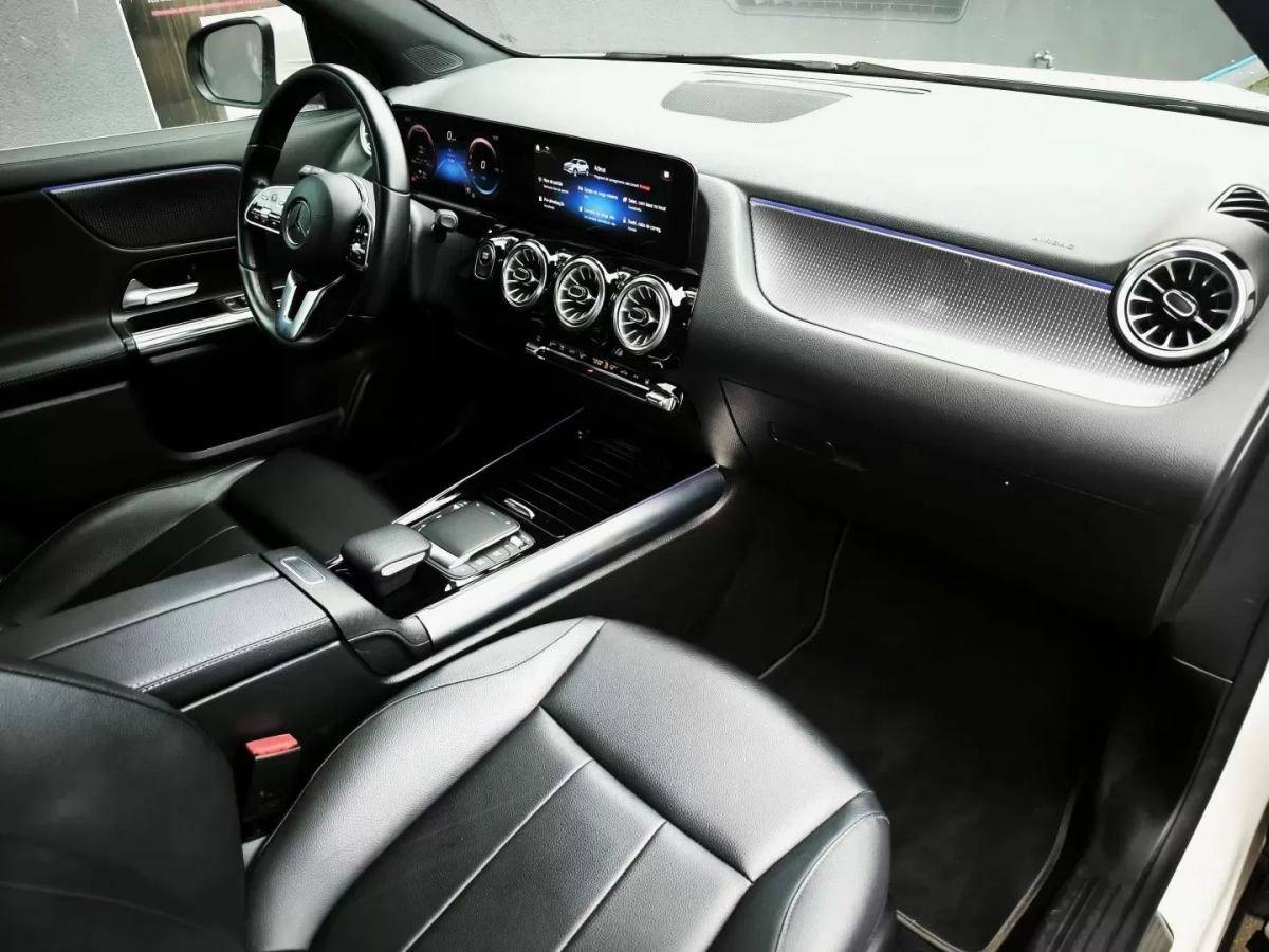mercedes-benz-eqa-2021-eletrico-200cc