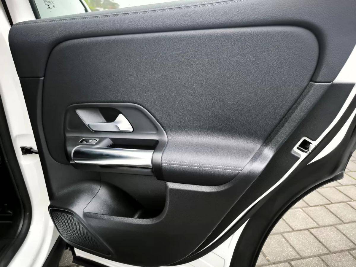 mercedes-benz-eqa-2021-eletrico-200cc