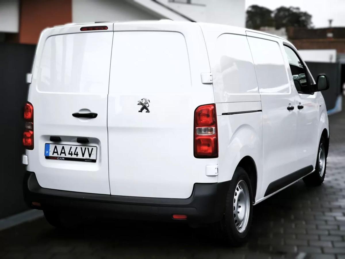 peugeot-expert-2020-diesel-1499cc