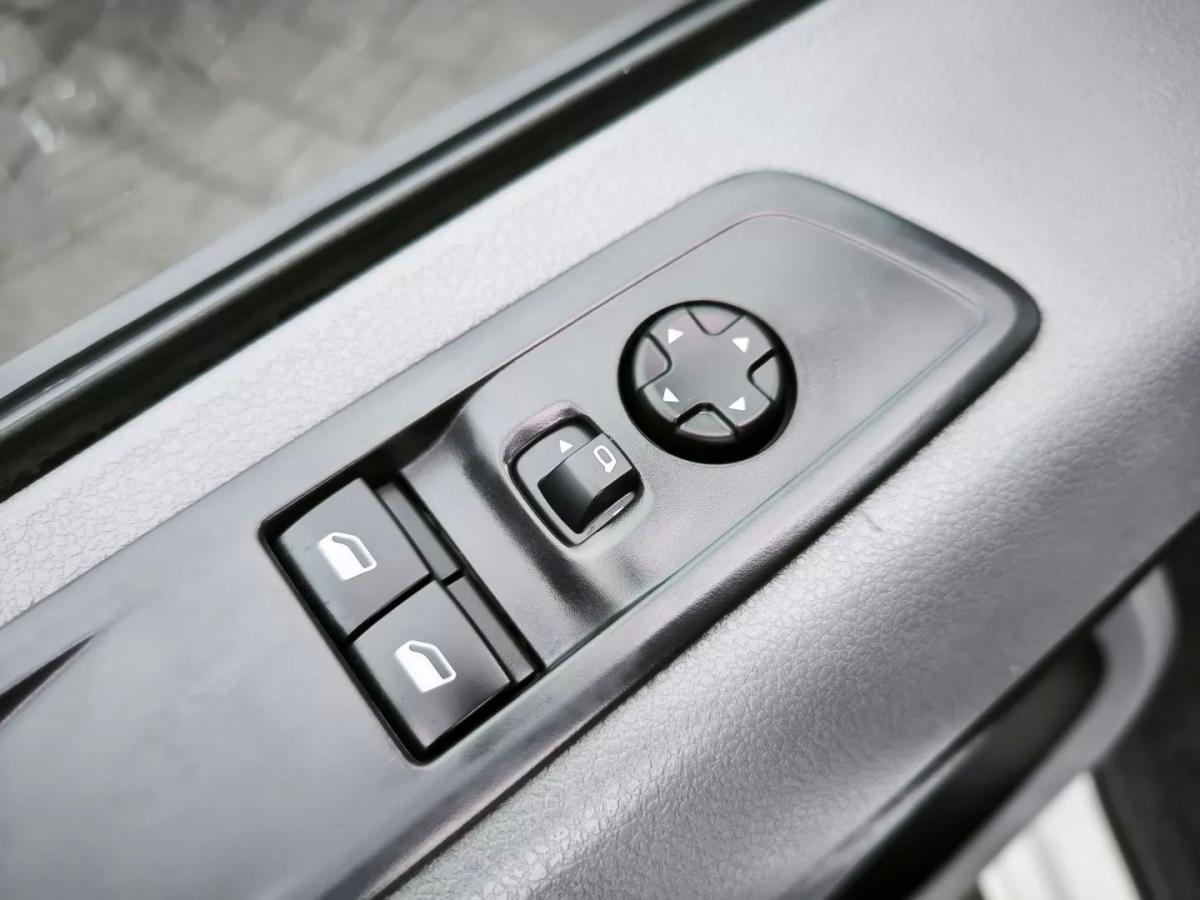peugeot-expert-2020-diesel-1499cc