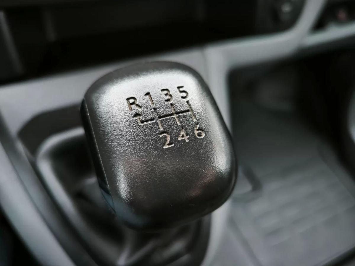 peugeot-expert-2020-diesel-1499cc