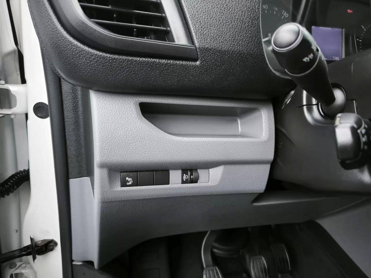 peugeot-expert-2020-diesel-1499cc