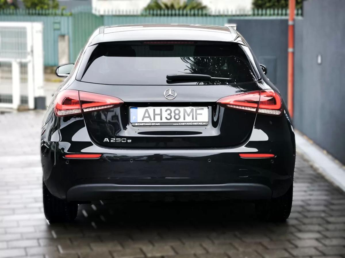 mercedes-benz-classe-a-2021-hibrido-1332cc