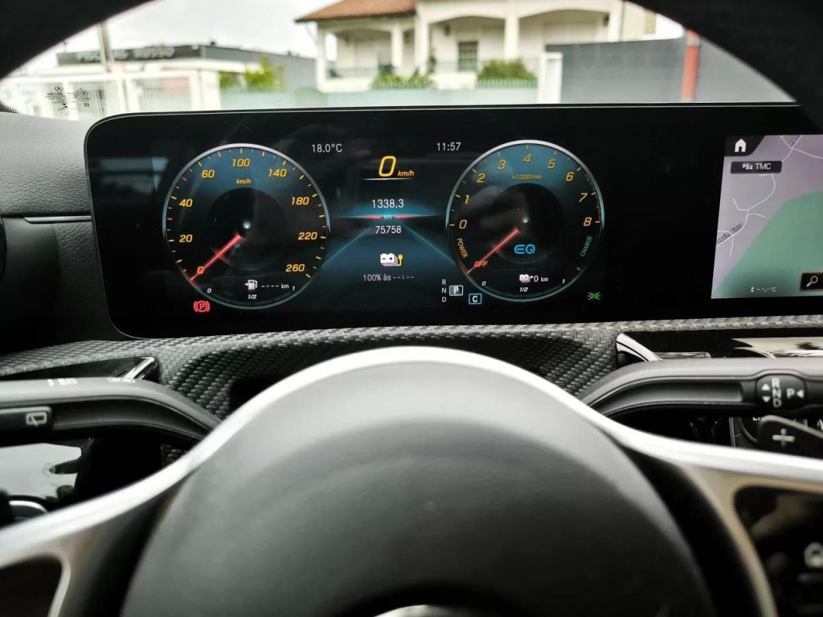 mercedes-benz-classe-a-2021-hibrido-1332cc