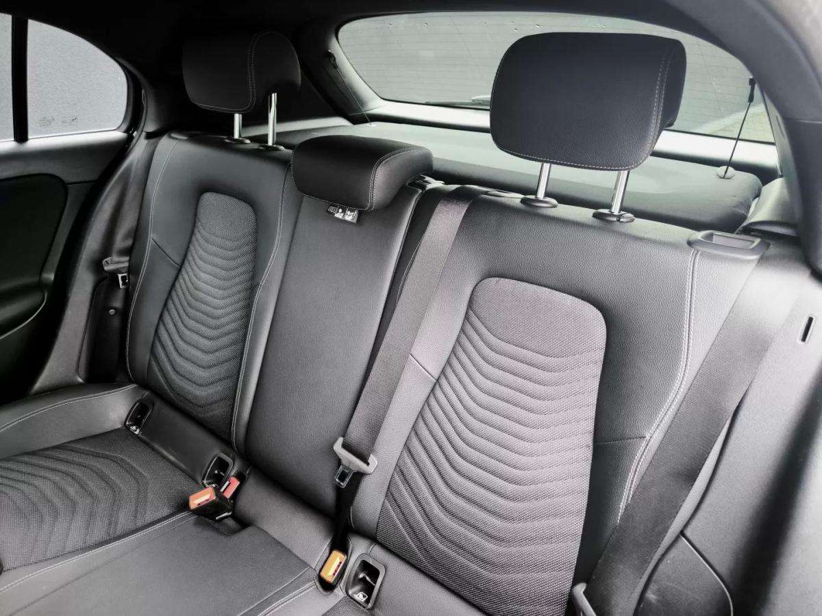 mercedes-benz-classe-a-2021-hibrido-1332cc