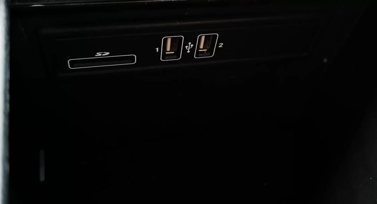 mercedes-benz-glc-2019-diesel-2143cc