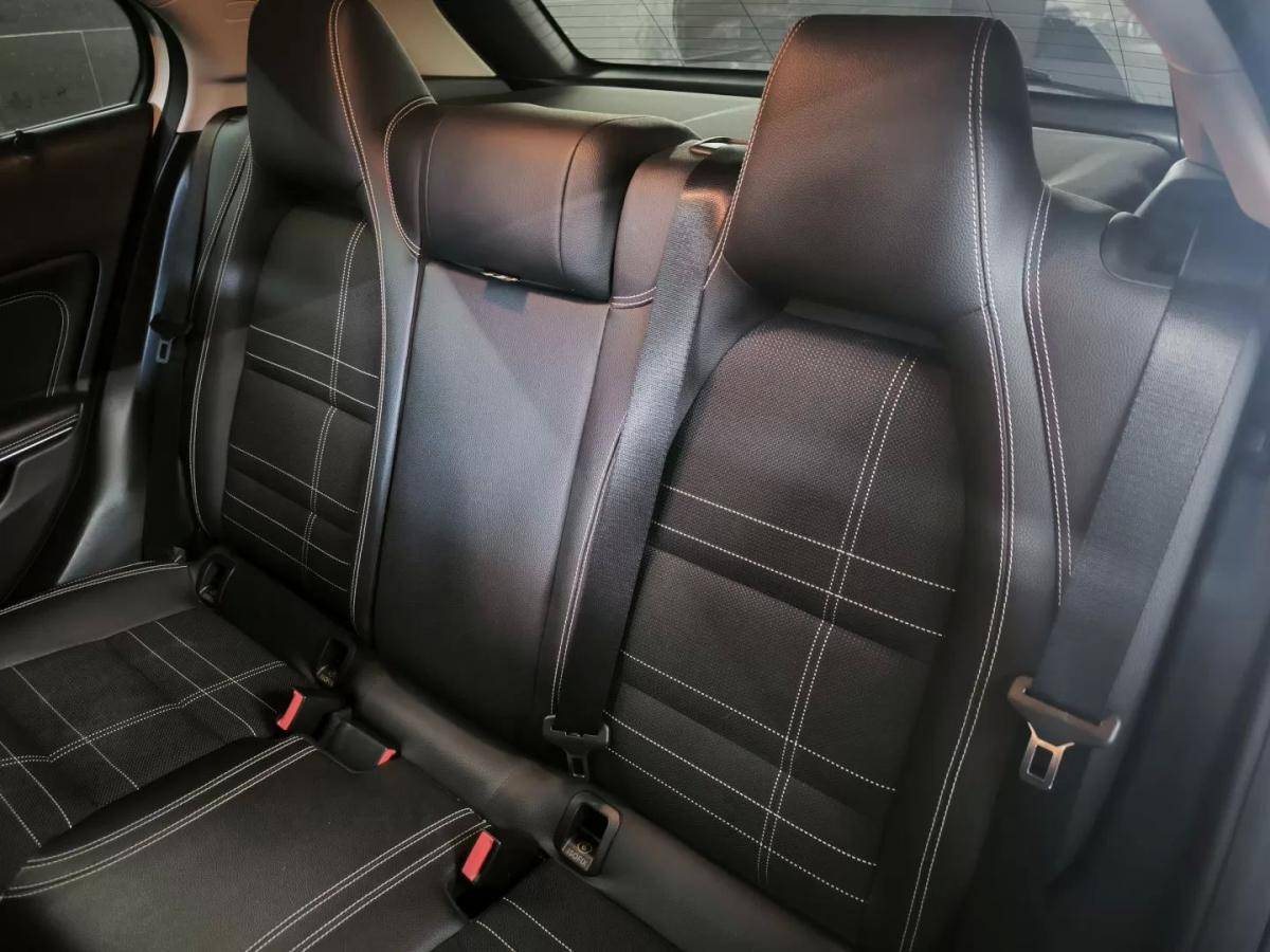 mercedes-benz-gla-2015-diesel-1461cc