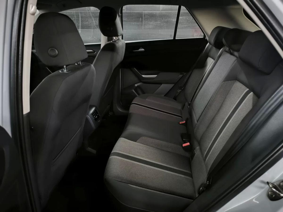 volkswagen-t-roc-2018-gasolina-999cc