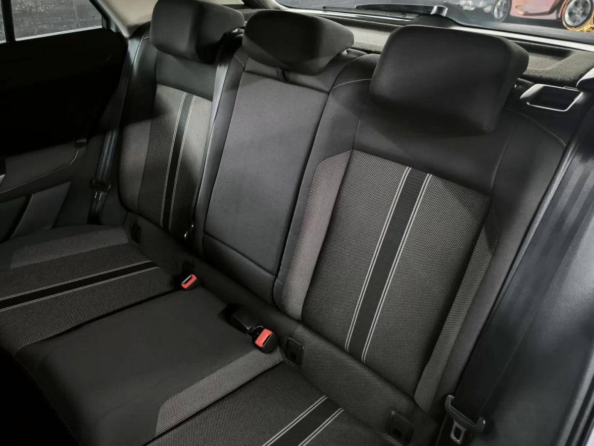 volkswagen-t-roc-2018-gasolina-999cc