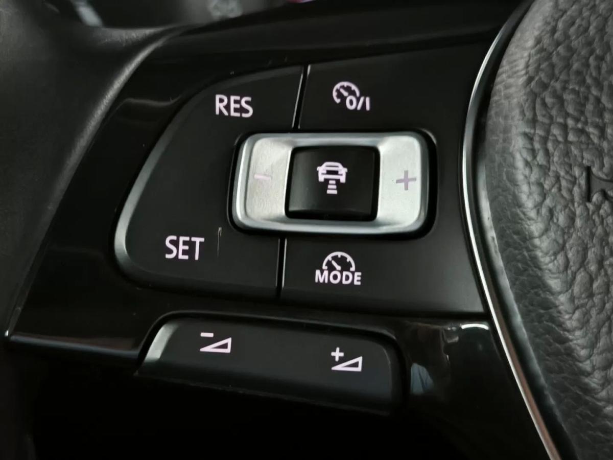 volkswagen-t-roc-2018-gasolina-999cc