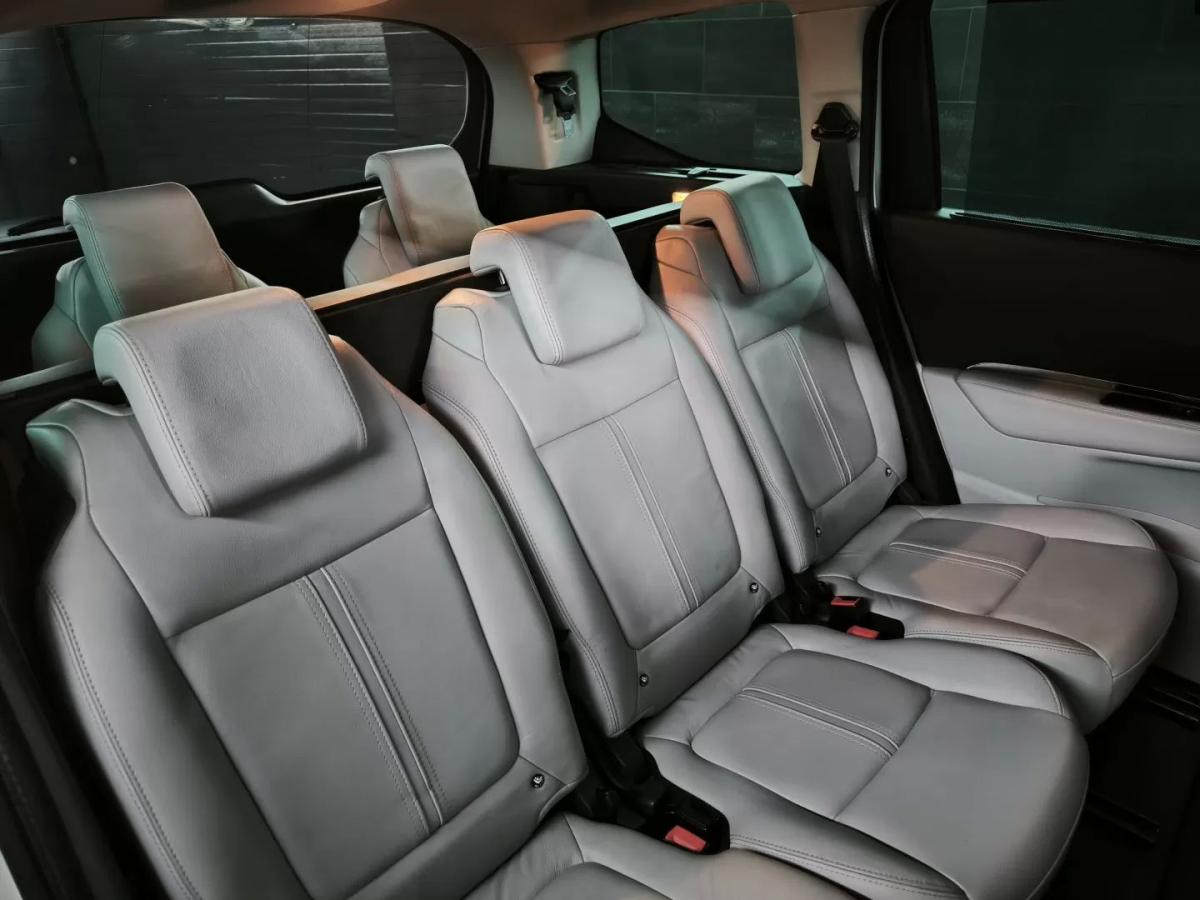 peugeot-5008-2013-diesel-1560cc