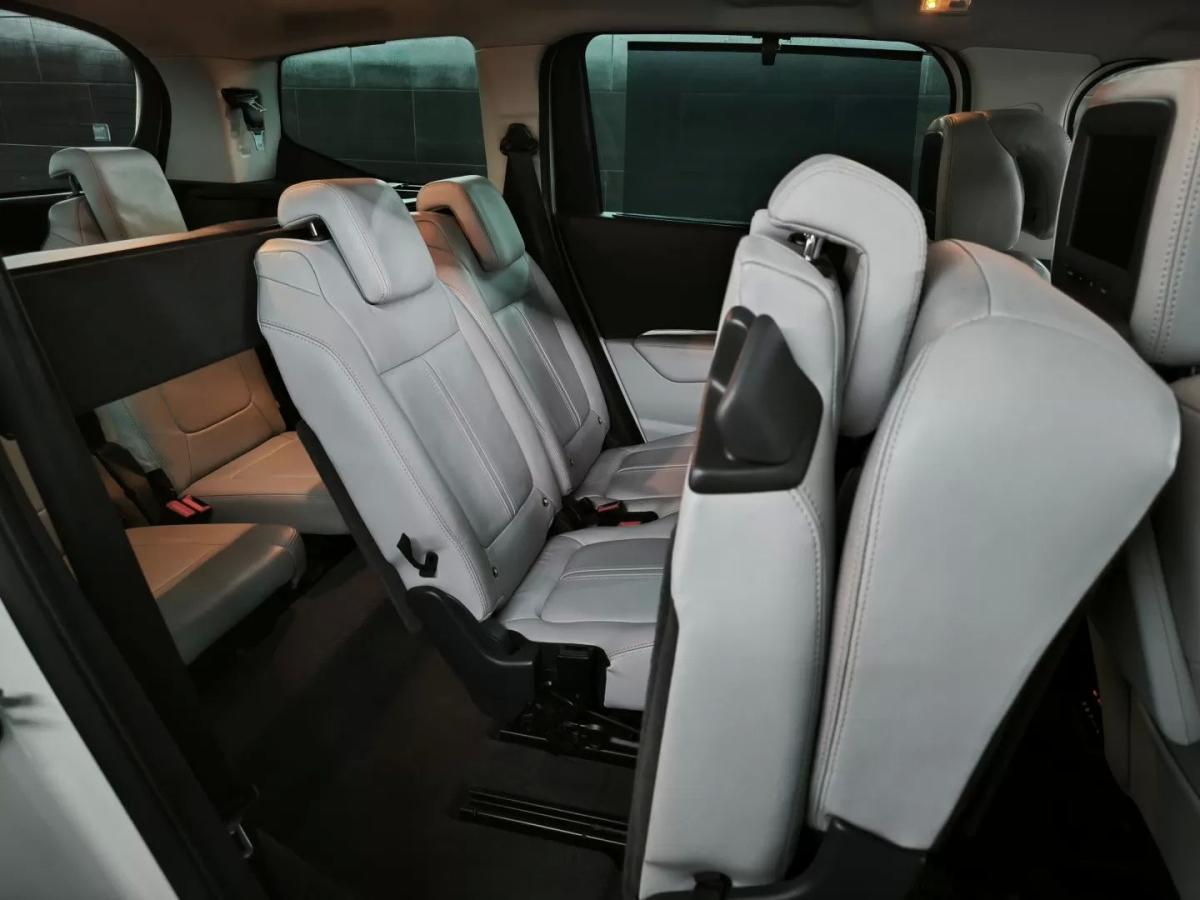 peugeot-5008-2013-diesel-1560cc