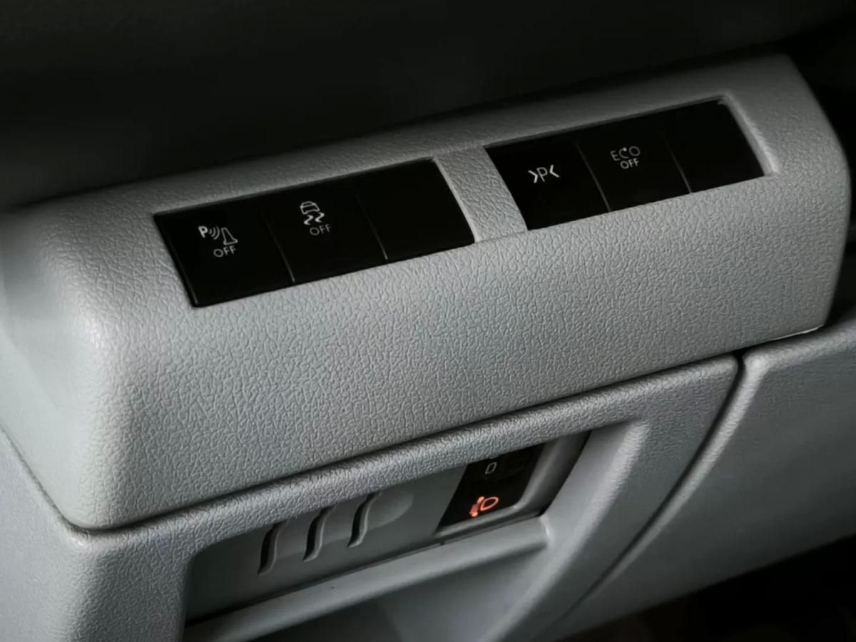 peugeot-5008-2013-diesel-1560cc