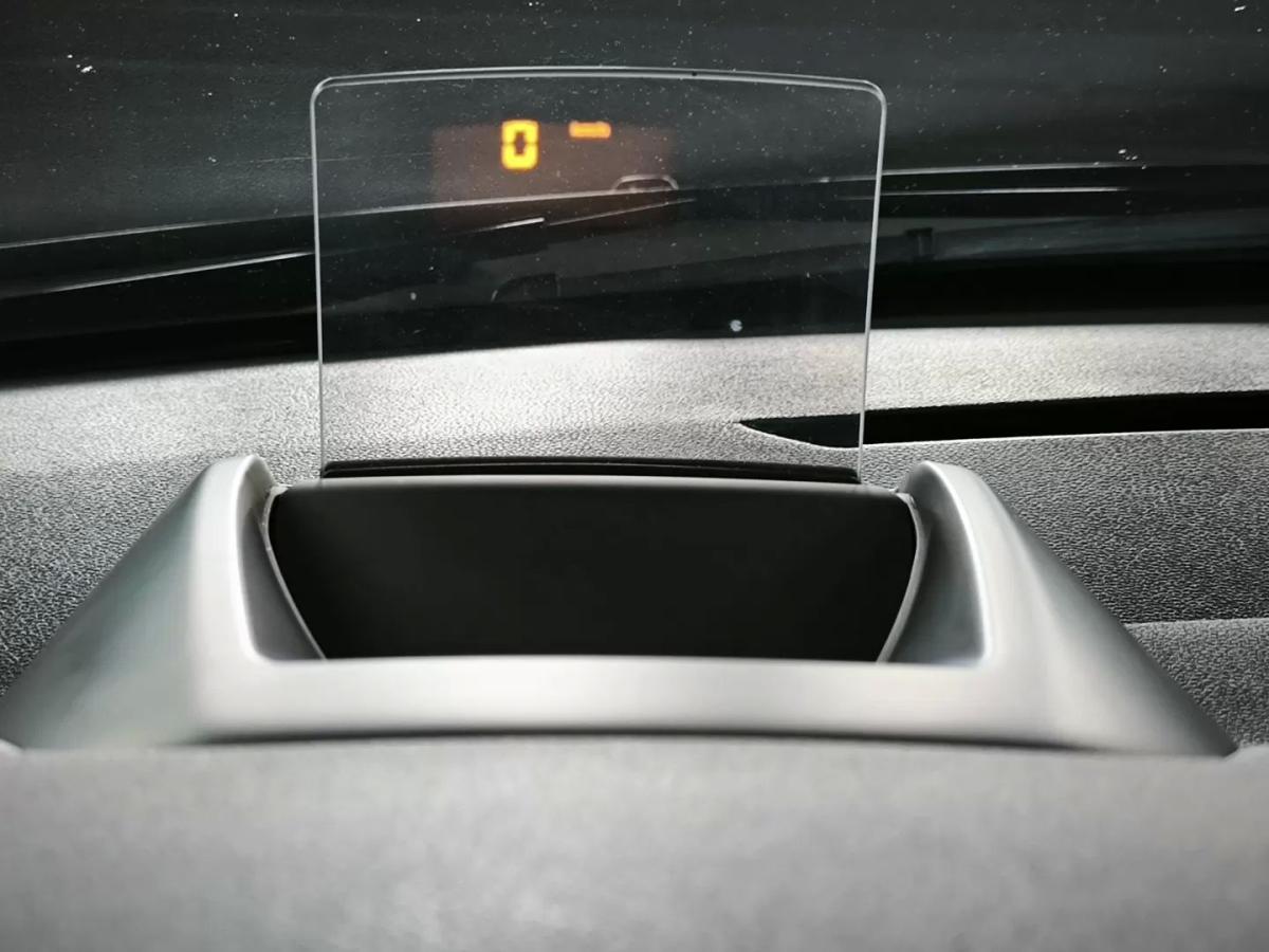 peugeot-5008-2013-diesel-1560cc