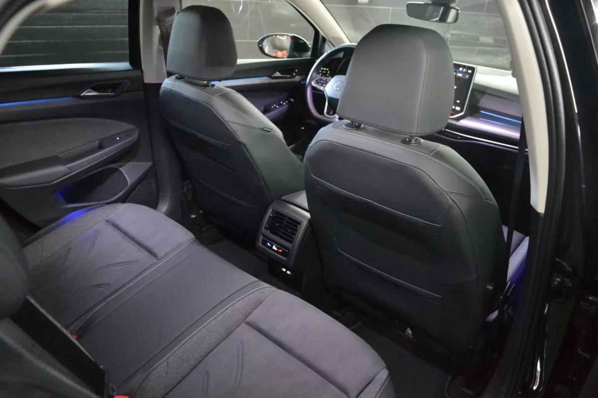 volkswagen-golf-2025-hibrido-1498cc