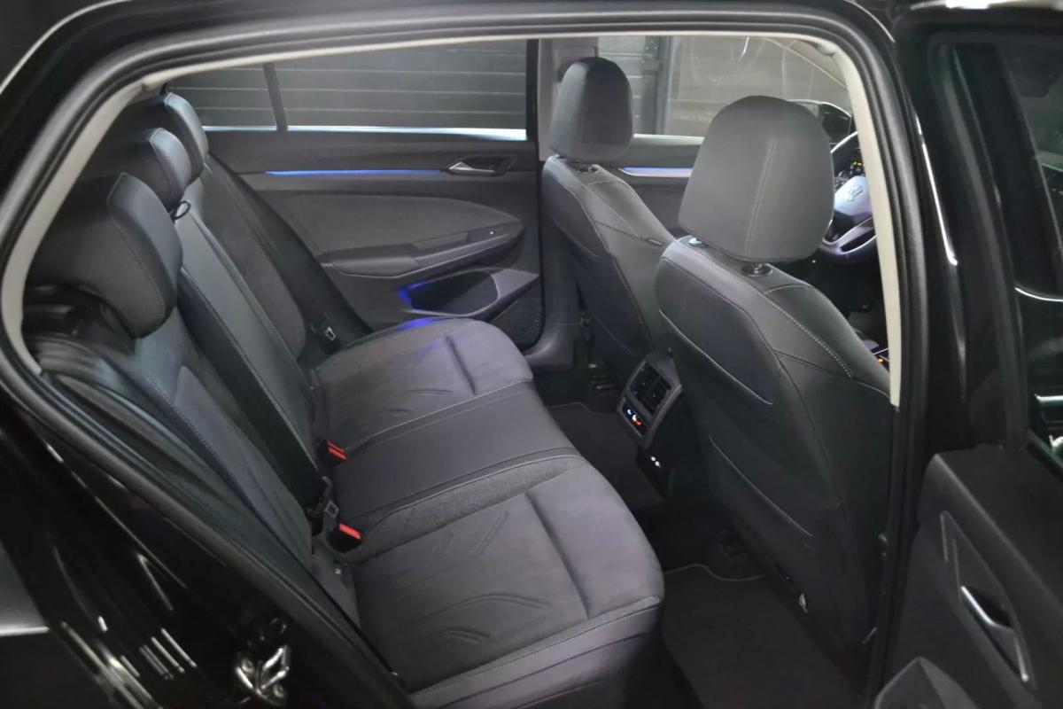 volkswagen-golf-2025-hibrido-1498cc