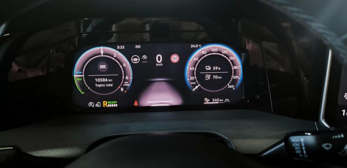 volkswagen-golf-2025-hibrido-1498cc