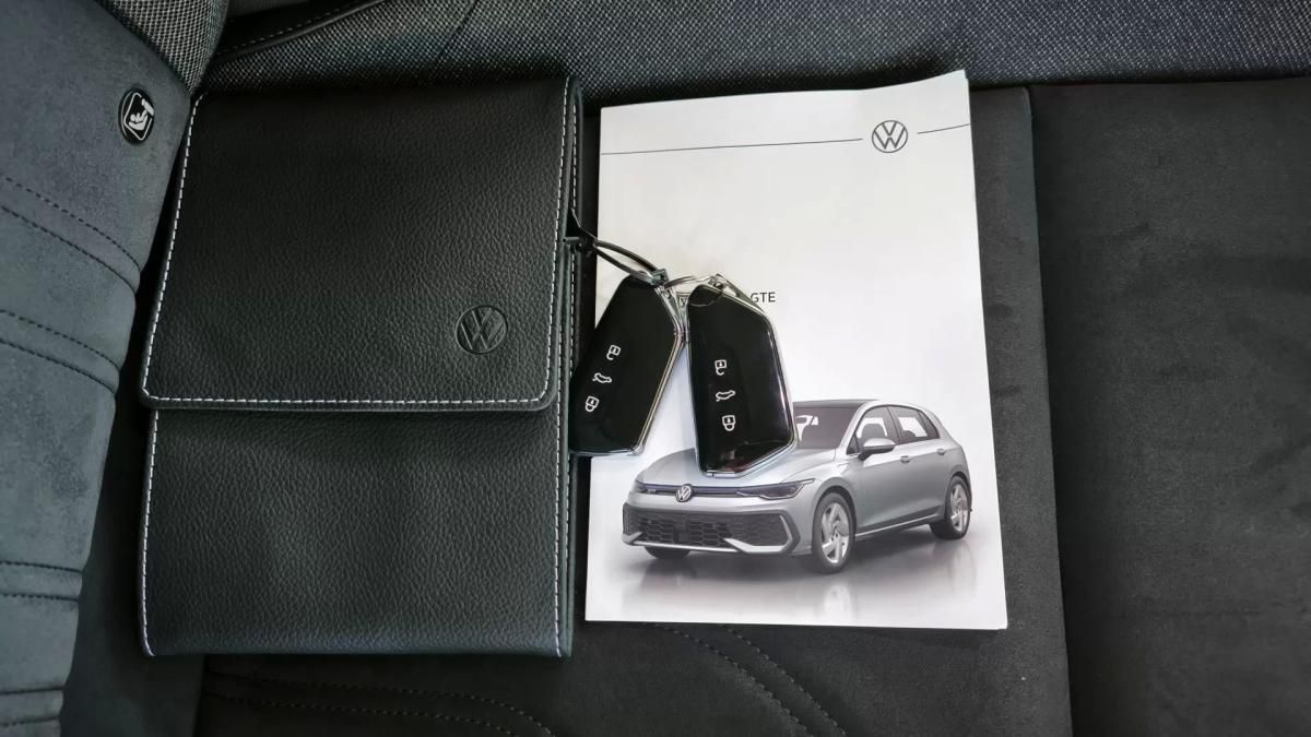 volkswagen-golf-2025-hibrido-1498cc