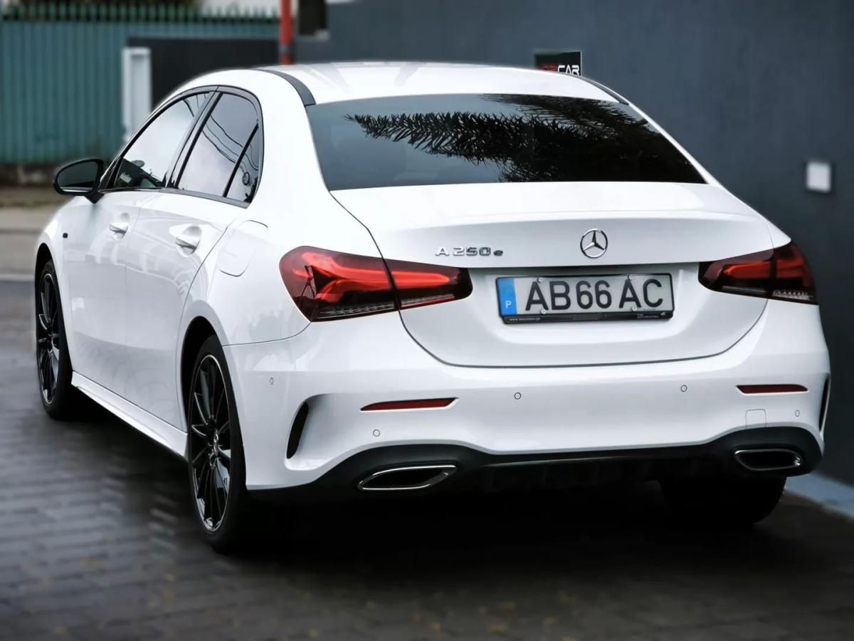 mercedes-benz-classe-a-2020-hibrido-1332cc