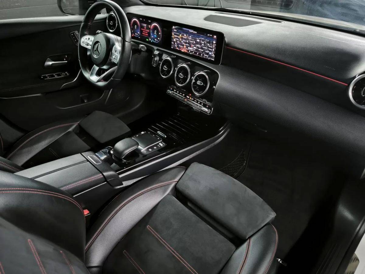 mercedes-benz-classe-a-2020-hibrido-1332cc