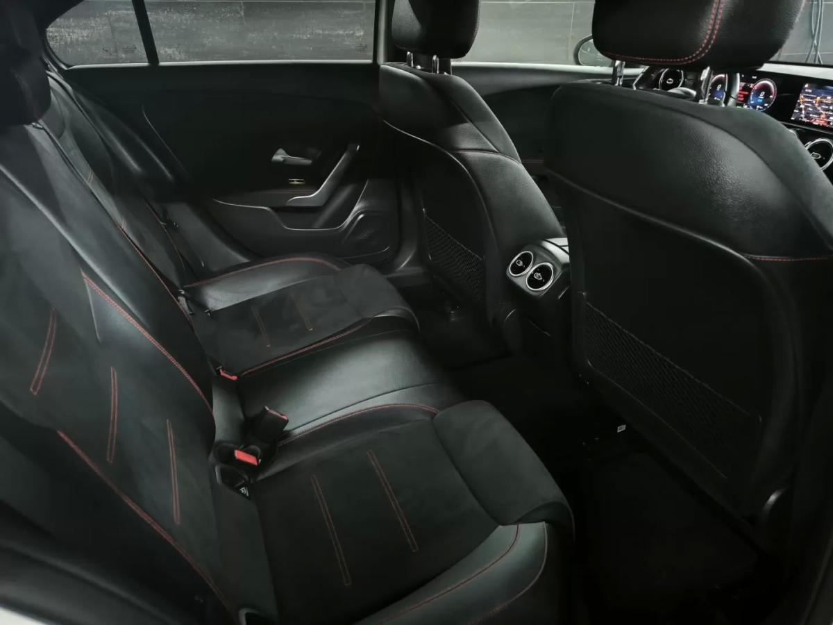 mercedes-benz-classe-a-2020-hibrido-1332cc