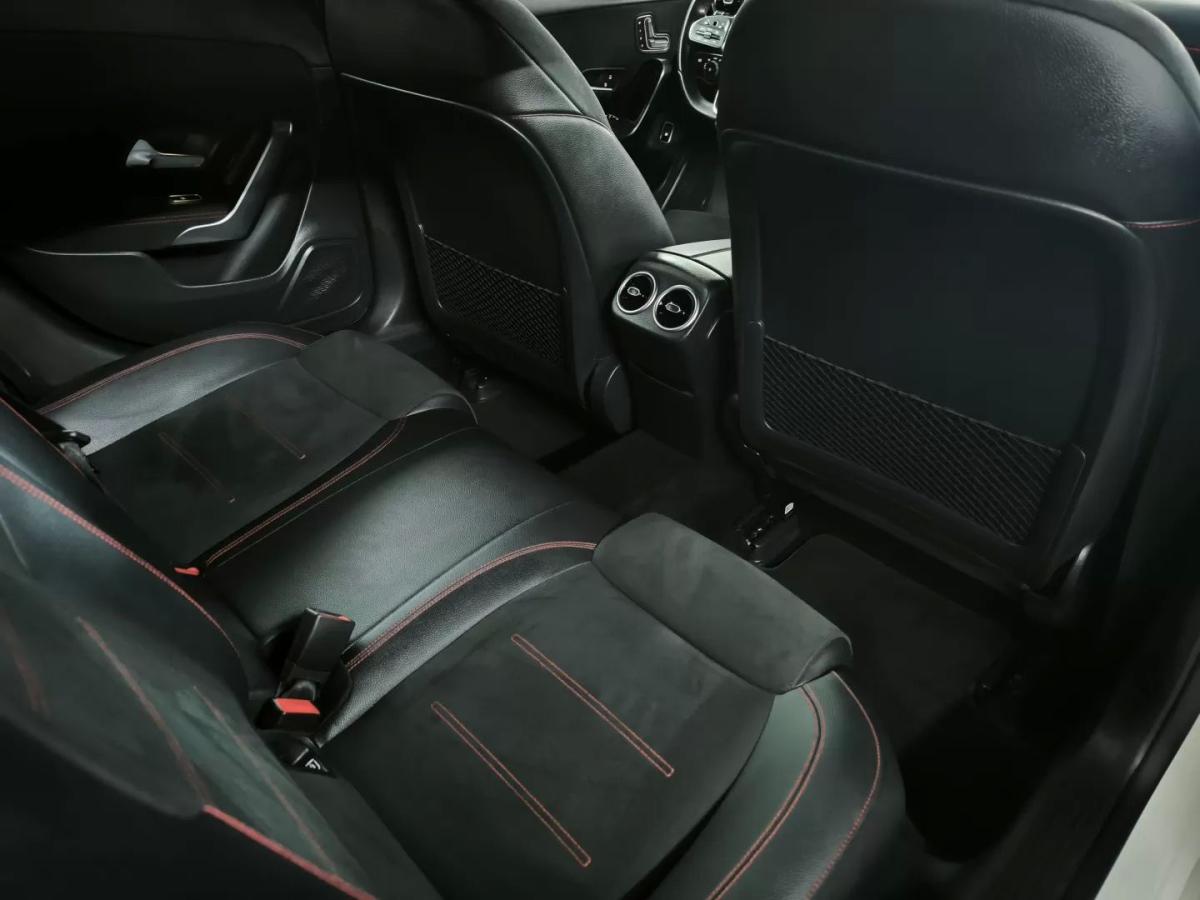 mercedes-benz-classe-a-2020-hibrido-1332cc